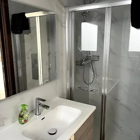 Stunning Penthouse With Private Pool - Mellieha Apartamento *